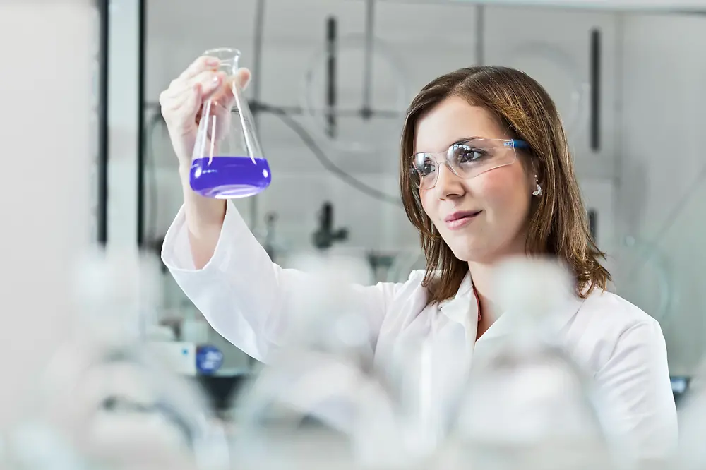 
Henkel annonce la troisième édition du Prix Martha Schwarzkopf pour les femmes scientifiques