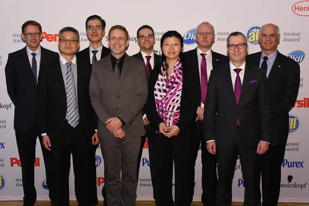 
Sustainability Award Laundry & Home Care / Evonik (runner-up): Michael Dreja, Evan Wu, Frank Burkus, Jens Hildebrand, Oliver Wittlake, Xiaolan Wang, Hans-Josef Ritzert, Andreas Fischer, David DelGuercio